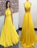 Yellow Plus Size Chiffon Long Evening Dresses Halter Pleated Flowy Floor Length Backless Evening Dresses Formal Gowns5401194