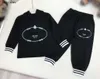 New Baby Tracksuit Girl Boy Hoodie Set Kids Designer Size 100-150 Thread Cuffs Design Child Sweater and Pants Dec05