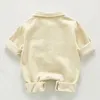 Strampler geboren Jungen Mädchen Cord Overalls Kleidung Frühling Herbst Baby Langarm Kinder 0 3 Jahre 231214