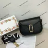 Fashion Handsbag Women's Bag Sac de concepteur de luxe Brand de luxe Courte-circulaire Clamhell Vintage Wallet Wide Sprle Strap Portable Crossbody Purse