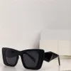 Neue Modedesign-Sonnenbrille 08YS Cat Eye Plattenrahmen Diamantform geschnittene Bügel beliebter und einfacher Stil im Freien UV400-Schutz226I