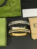 Bangle Classic Style Gold Plated Bangle Box Packaging Luxury Love Smycken Kvinnor Charm av hög kvalitet Bangle Silver Plated Rostfritt Steel B