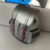 Lyxdesigner Travel ryggsäck Mens läder axel crossbody väska bokstav g skolväska ryggsäckar kvinnor messenger tygväskor handväska