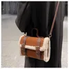 Sacs à bandoulière d'hiver pour femmes, sac à bandoulière en peluche d'agneau velours, petit sac à main carré Style coréen français 240110