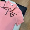 Vestidos de trabalho designer de luxoPA Novo vestido de manga curta com gola polo em preto e rosa, atmosfera de verão cheia de algodão, confortável e elegante SIM