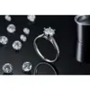 Bijoux personnalisés haut de gamme Brilliant Cut Moissanite Diamond Sier Ring VVS Anneau de fiançailles pour les femmes