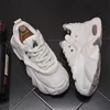 2024 Nouveaux hommes Casual Walking White Sneakers Fashion Breatchable Male Jogging Platform Sneakers Chaussures pour hommes Zapatillas Hombre