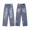 24 Jeans Nuovi jeans da uomo Designer Crea vecchi pantaloni dritti lavati Stampe di lettere Cuori lunghi Jeans viola