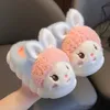 Slipper Kinderlijders Slippers Prinsesschoenen Warm Kids Winter schattig konijnen Cartoon Furry Slippers Little Girl Soft Sole Baby Shoes R231216