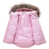 Set di abbigliamento Vestiti per bambini Inverno Ragazzi Ragazze Giacca di pelliccia con cappuccio Pantaloni da lavoro Piumini per bambini Completi da sci Tuta da neve Ragazze