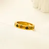 Designer -Marke Gold Plated Ring Love Geschenke Ehering Klassiker Stil Frauen Paar Luxusring Hochwertiger Schmuck mit Schachtel