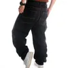 Jeans da uomo Street Dance Hip Hop Nero Pantaloni larghi da uomo larghi Tide Pantaloni larghi da skateboard in denim Abbigliamento da cowboy maschile Taglia grande 44