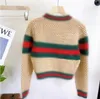 2024 New Women 's Luxury Sweaters 디자이너 가을 편지 자수 자수 아웃 니트 G 긴 소매 짧은 길이 스웨터 모직