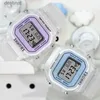 Frauen Uhren Luminous Sport Watch wasserdichte multifunktionale Elektronik für Frauen Kinder Universal Digital Display Armbandwatchesl231216