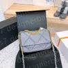 Luxury Solid Fashion dragkedja Rem Bag plånböcker Luxury Mini Black Diamond Grid Pattern Crossbody Designer Bag Woman Handväska axelväska Luxurys Handväskor