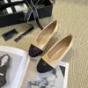 Ny stil aaa ballet lägenheter cha franska paris lyx kvinnor designer svarta skor loafers quiltade läder ballerina rund tå kvinnor klänningskor zapatos balett sandal w
