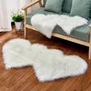 Tapis Fausse Fourrure Tapis Décoratif Canapé Chaise Housse De Siège Moelleux Shaggy Tapis Chambre Salon Double Coeur Forme Tapis De Sol 231215