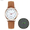 Montres féminines 2023 New Watch Fashion Fashion Casual Leather Belt Watches Simple Ladies Small Dial Quartz Clock Robe Wrist Wrists Reloj Mujerl231216