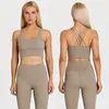 Set Fırçalı Strappy Longline Spor Sütkileri Kadın Spor Salonu Wear Wirefree Crisscross Sırt Yoga Sütyen Orta Destek Egzersiz Mahsul Tank Top