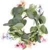 Dekorative Blumen, grüne Spitzkerzen, künstliche Girlande, getrockneter Eukalyptus, Herbstkranz, Ornament, hängende Tür, Herbstkränze für die Vorderseite