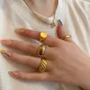 Bröllopsringar Youthway Ins Style Metal Texture Ring Rostfritt stål PVD -plätering 18K Guld 2023 SMEYCHTRend Europe Bijoux Vintage Stylish 231215