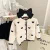 Pull bébé fille amour pulls tricotés Cardigan broderie enfants automne hiver vêtements enfants anniversaire princesse tricot vestes 231216