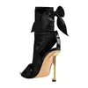 Sandały ręcznie robione klasyczny styl mody Electric Połączone złoto drobne wysokie obcasy Kobiety Summer Seksowne wieczorne buty
