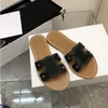 Designer Triomphe Sandaler tjocka botten Kvinnor Sandal Lyxvarumärke Slipper Ankel Buckle Strap Open Toe Slingback Mule Flip Flops Mule Slides