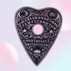 Ouija Ruh Board Mystic Oracle Planchette Cadılar Bayramı Seance Kafatası Güneş Ay Spooky büyülü yaka pimi cadı pagan broş8101217