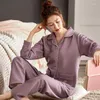 Vêtements de nuit pour femmes 2024 Femmes Sandwich Pyjamas Automne Hiver Lâche Manches longues Casual Homewear Maman d'âge moyen Grande taille Costume chaud