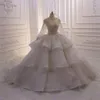 Superbe robe de bal de luxe 2024 robes de mariée royales col haut à manches longues robe de mariée en dentelle perlée à plusieurs niveaux princesse paillettes robe de novia