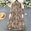 Casual Kleider Clothland Frauen Vintage Paisley Print Hemd Kleid V-ausschnitt Langarm Einteilige Retro Midi Vestido Mujer QD068