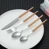 Ensembles de vaisselle 4 pièces/ensemble vaisselle de cuisine en acier inoxydable dîner ensemble en argent couteau fourchette cuillère avec manche en bois couverts