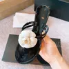 2023 Fashion Women Slipper Designer Sandals Black /White Channel Camellia Flower Rubber flip flops Luxury Summer Beach Out shoes EUR36-41