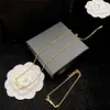 Naszyjniki bransoletki Zestawy biżuterii Kobiet Designer Party Gold Pendants Necwear y łańcuchy luksusowe projektanci S Bracelet z pudełkiem 251z