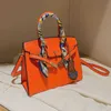 Женская сумка, новая простая и портативная сумка через плечо, трендовые сумки, дизайнерские предложения, кошельки в магазине Louisianashop