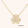 Designer Van Clover Bracelets butterfly necklace 18K rose gold pendant necklace VAN luxury brand necklace jewelry high quality does not tarnish