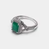 Clusterringen Amorita Boutique Retro prachtige smalle vierkante groene kristallen ingelegde ring