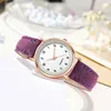 Montres féminines 2023 New Watch Fashion Fashion Casual Leather Belt Watches Simple Ladies Small Dial Quartz Clock Robe Wrist Wrists Reloj Mujerl231216