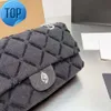 Tasarımcı Çanta Flep Bag Vintage CC Çanta Koyu Mavi Denim Gümüş Zincir Donanım Omuz Kayışları Kadın Lüks Sele Tote Tasarım