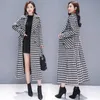 Klänningar 2022 Nya höstvinter Houndstooth Women's Wool Coats tjocka quiltade bomull Långt yttre kläder ol Ladytrendy Mujer Kvinnliga blandningsrockar