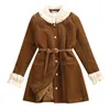Herfst en winter, kleine geur Hepburn-stijl verdikte gewatteerde jas, slanke taille, hoogwaardige corduroy jurk voor dames