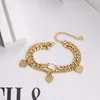 Charm Bilezik Titanyum Çelik Kore Versiyonu 18K Gold Tshirt Baskılı Kalp Şekillendirme Kalın ve İnce Zincir Ekleme Esnek Moda Çift Tayer Bileziği WOM için