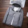 2024mens designer Moncleir Jacka Light Winter Jacket Monc Puffer Glossy Down Jacket Moncleir Jacket Par's Stylish and Versatila brödfärgrockar för män 325