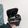 Slingväska designer för kvinnor män telefon bröstväska för resande vandring stor kapacitet axelväska 4 färger