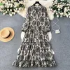 Casual Kleider Clothland Frauen Vintage Paisley Print Hemd Kleid V-ausschnitt Langarm Einteilige Retro Midi Vestido Mujer QD068