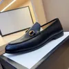 30style Rivet Design Goldene Herrenschuhe Britische Spitzschuh Herren Chelsea Boot Leder Luxus Glitzer Herren Hochzeit Luxuriöse Abendschuhe Oxfords