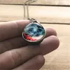 Collane con ciondolo La collana planetaria personalizzata fatta a mano con gemma a sfera in vetro a doppia faccia è un regalo di Natale preferito