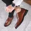 Elbise Ayakkabı Tasarımcısı İngiliz Moda Siyah Dantel Up Erkekler İçin Sivri Düz Formal Düğün Prom Oxford Zapatos Hombre