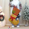 Noel dekorasyonları büyük Noel dekoratif çorap büyük hediye çantaları mağaza süper otel Noel sahne düzeni kolye